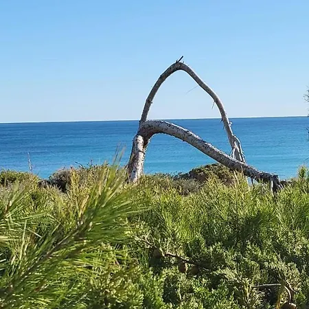 Carlos: Self Check-in Retreat With Pool In Cabo Roig *