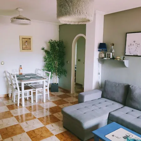 Carlos: Self Check-in Retreat With Pool In Cabo Roig Apartment Dehesa de Campoamor (Orihuela Costa)